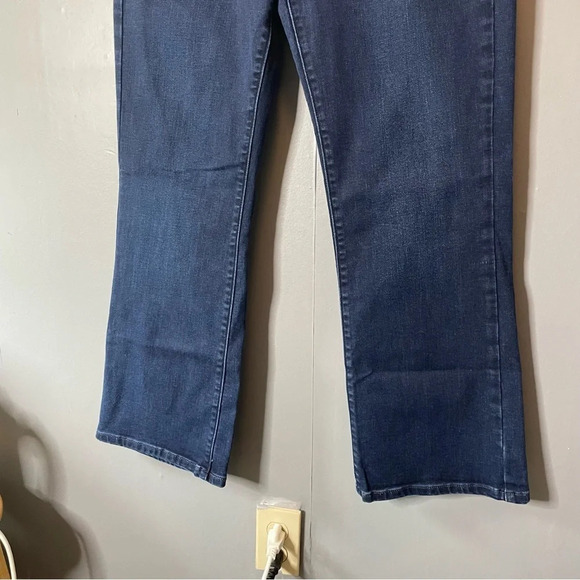 Levi’s 529 Curvy Bootcut dark wash jeans size 10 - Picture 3 of 9